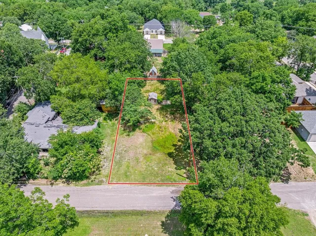 $25,000 | 518 South 3rd Street, Bonham, TX 75418