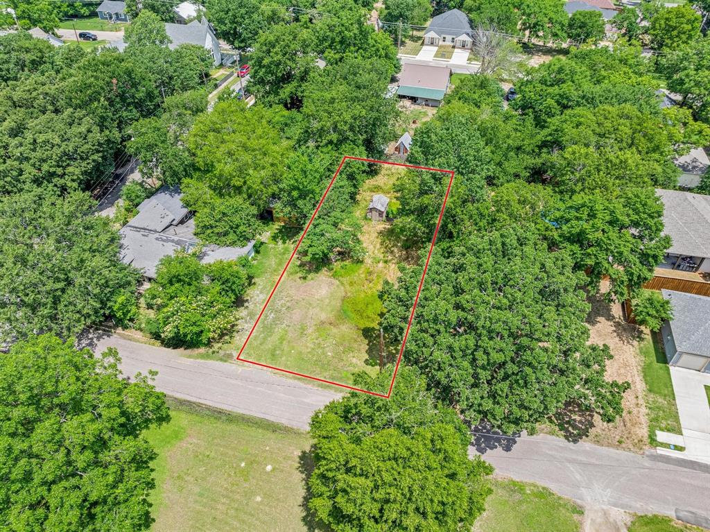 518 South 3rd Street Bonham, TX 75418 - Photo 5 of 19 an aerial view of residential house with outdoor space and trees all around