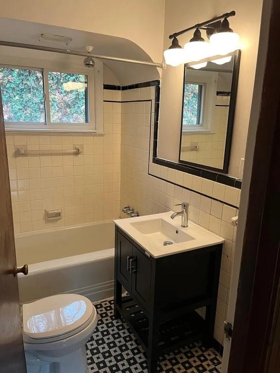 184 Provost Road Pittsburgh, PA 15234 - Photo 4 of 26 a bathroom with a sink a toilet a mirror and shower
