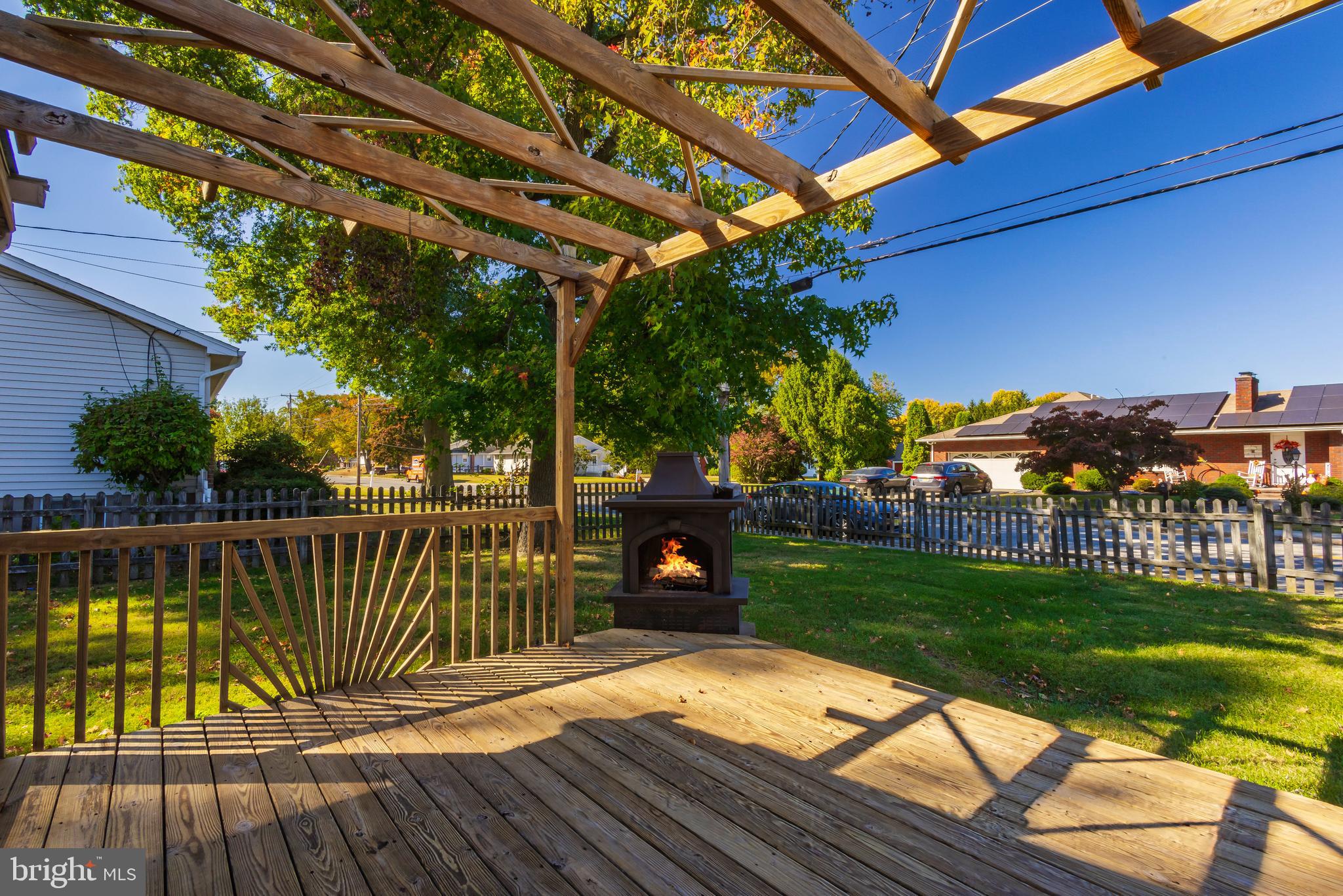 87 Kansas Road Pennsville, NJ 08070 - Photo 21 of 28 pergola/deck