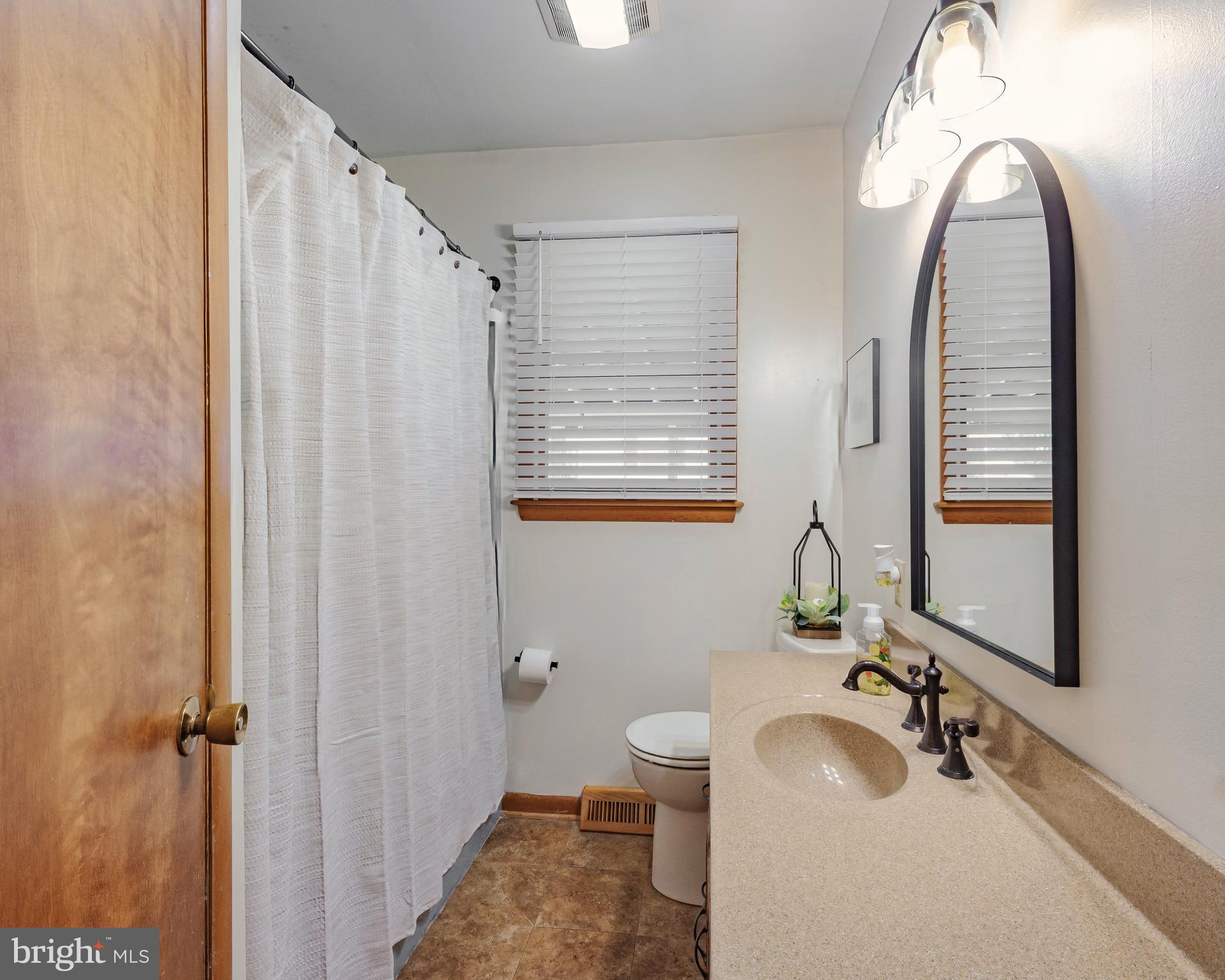 87 Kansas Road Pennsville, NJ 08070 - Photo 9 of 28 first floor bath