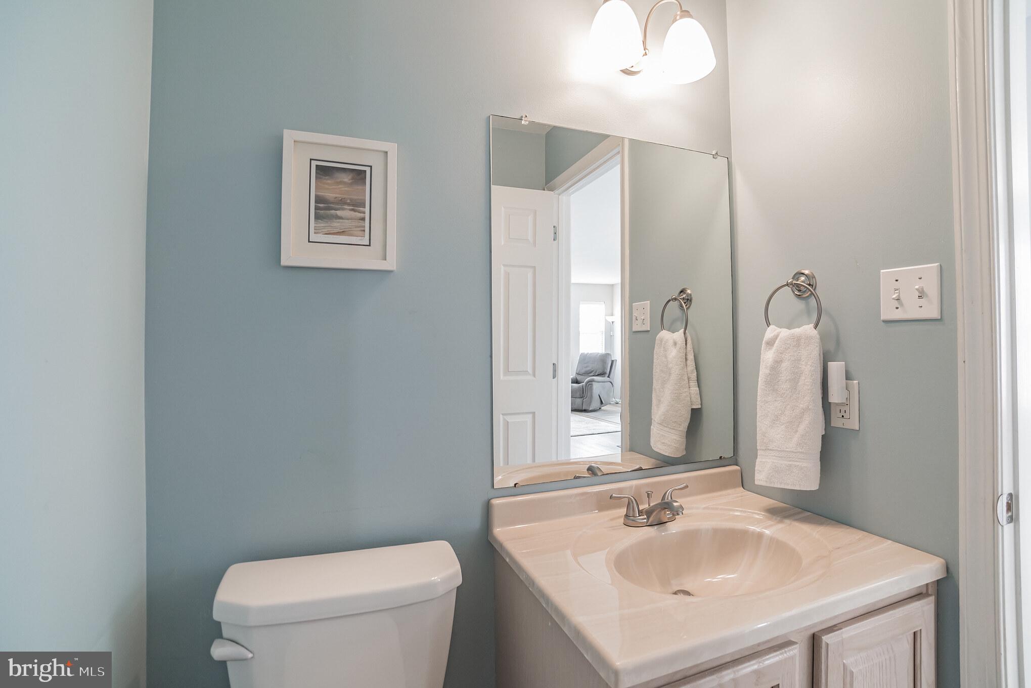 242 Springvalley Way Aston, PA 19014 - Photo 7 of 19 Gallery Image 7