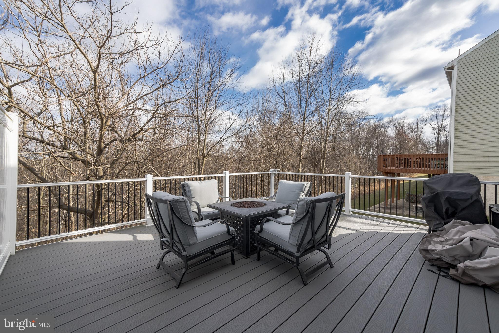 242 Springvalley Way Aston, PA 19014 - Photo 10 of 19 Gallery Image 10