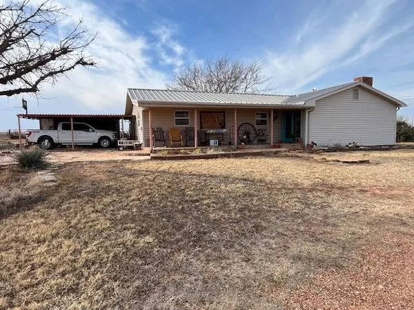 $200,000 | 294 State Highway 70, Roby, TX 79543