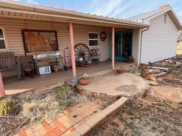 $200,000 | 294 State Highway 70, Roby, TX 79543