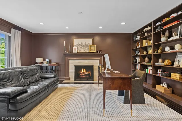 $2,399,900 | 124 St Francis Circle, Oak Brook, IL 60523