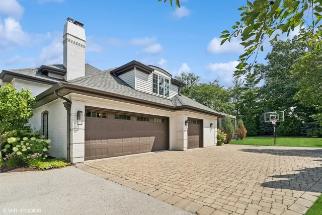 $2,399,900 | 124 St Francis Circle, Oak Brook, IL 60523