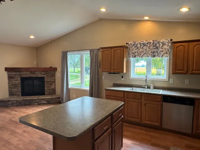 $344,900 | 418 210th Avenue Southeast, Blomkest, MN 56216