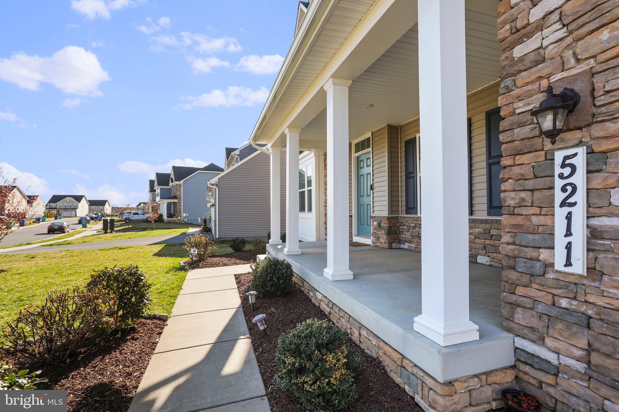 5211 Red Maple Drive Frederick, MD 21703 - Photo 6 of 90