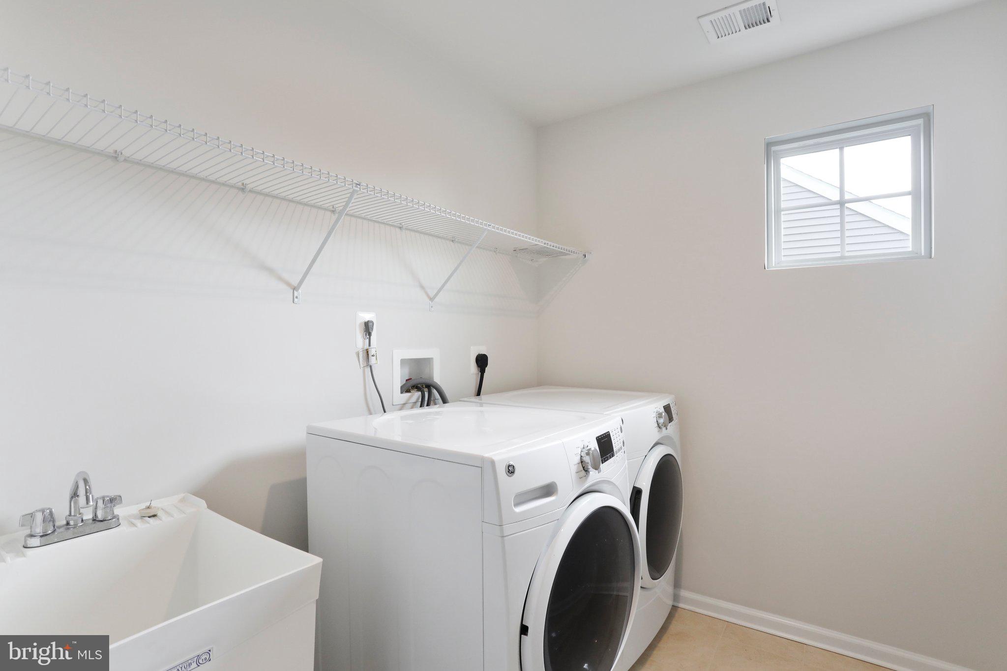 5211 Red Maple Drive Frederick, MD 21703 - Photo 66 of 90 Laundry Room