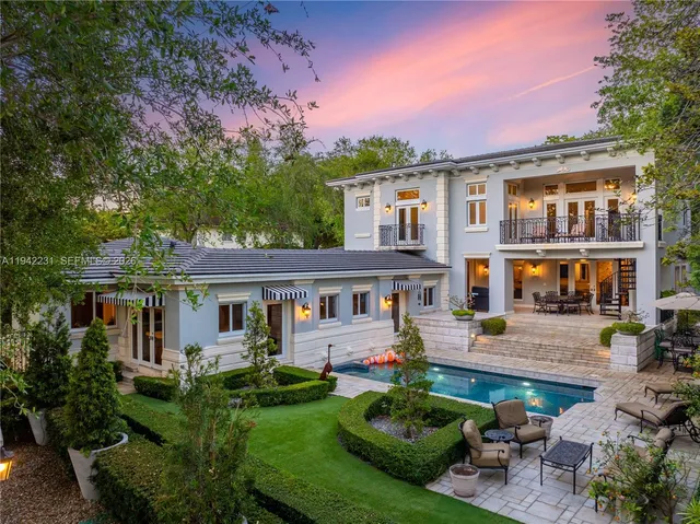 $7,950,000 | 3916 Granada Boulevard, Coral Gables, FL 33134