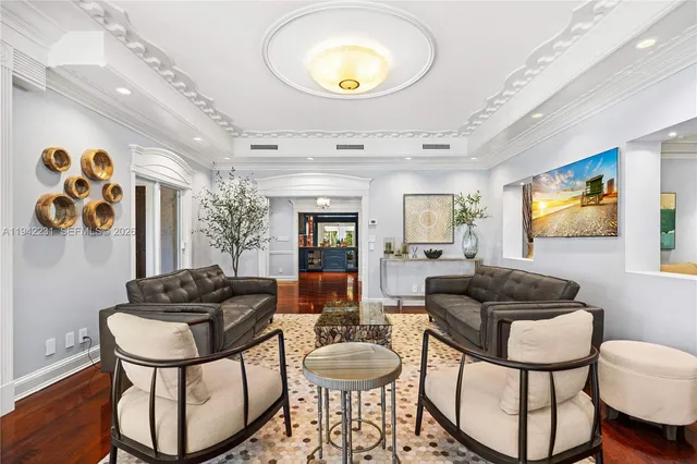 $7,950,000 | 3916 Granada Boulevard, Coral Gables, FL 33134