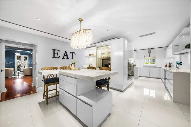 $7,950,000 | 3916 Granada Boulevard, Coral Gables, FL 33134