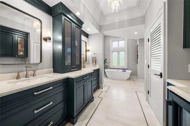 $7,950,000 | 3916 Granada Boulevard, Coral Gables, FL 33134