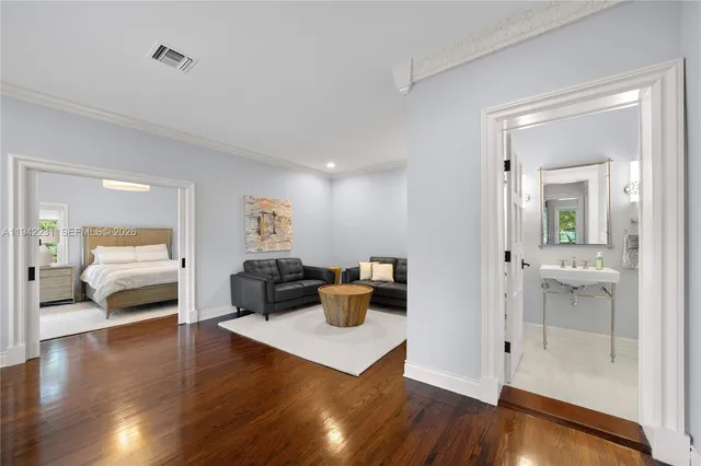 $7,950,000 | 3916 Granada Boulevard, Coral Gables, FL 33134