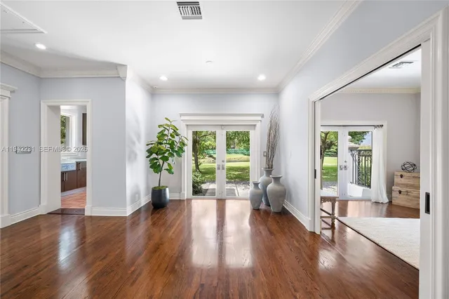 $7,950,000 | 3916 Granada Boulevard, Coral Gables, FL 33134