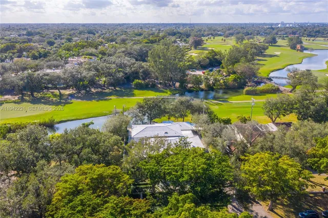 $7,950,000 | 3916 Granada Boulevard, Coral Gables, FL 33134