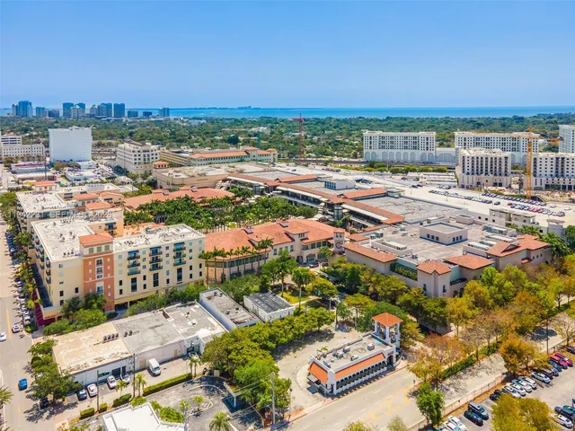 $7,950,000 | 3916 Granada Boulevard, Coral Gables, FL 33134