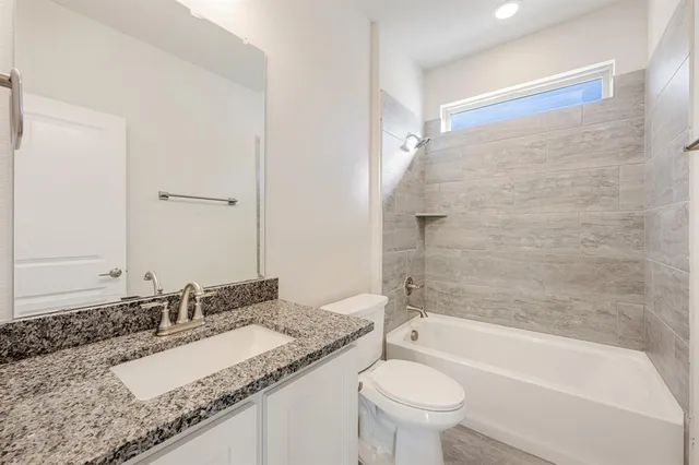 $579,990 | 146 Kingfisher Lane, Aledo, TX 76008