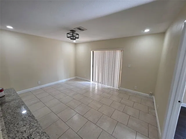 $2,650 | 3591 Northwest 78th Lane, Coral Springs, FL 33065