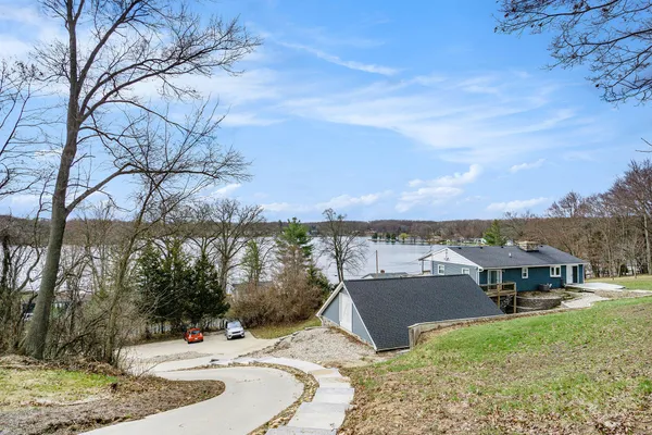 $699,000 | 12349 North Sherman Lake Drive, Augusta, MI 49012