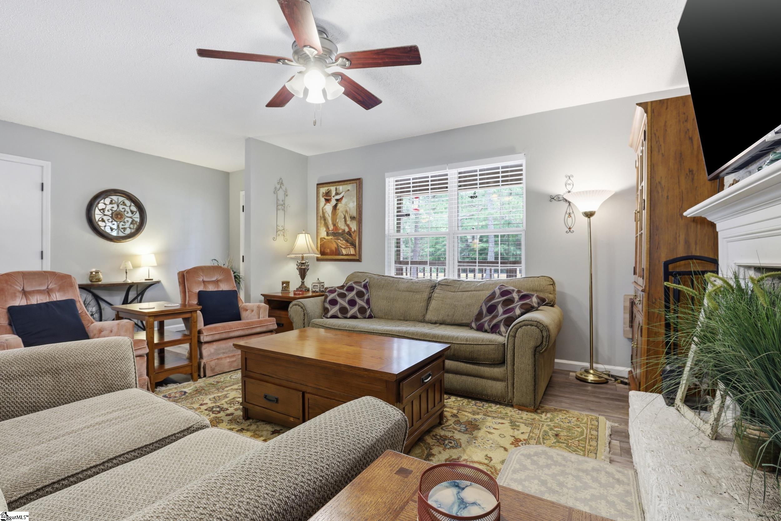 292 Carr Road Piedmont, SC 29673 - Photo 6 of 38
