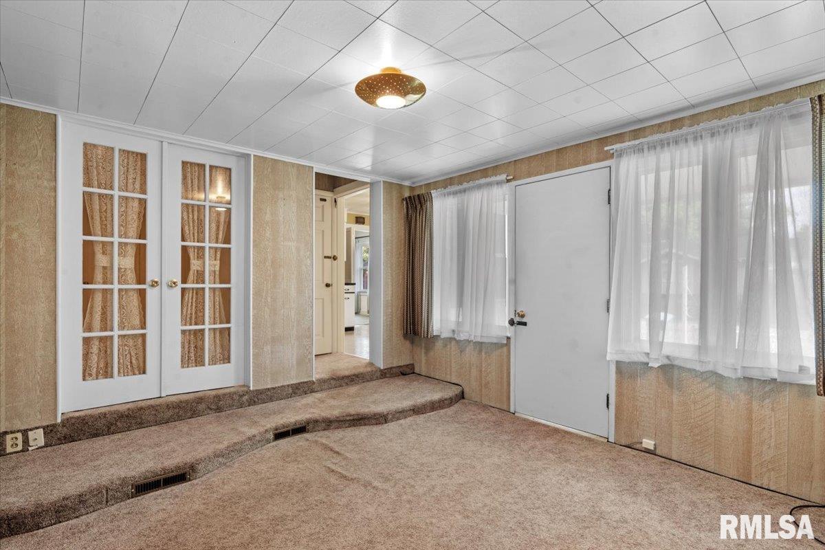 1939 Dial Court Springfield, IL 62704 - Photo 10 of 37