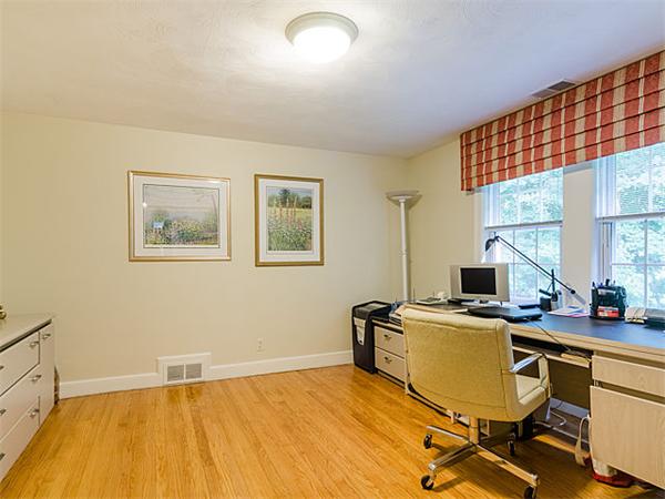 16 Nod Hill Road Newton, MA 02461 - Photo 13 of 18 Gallery Image 13