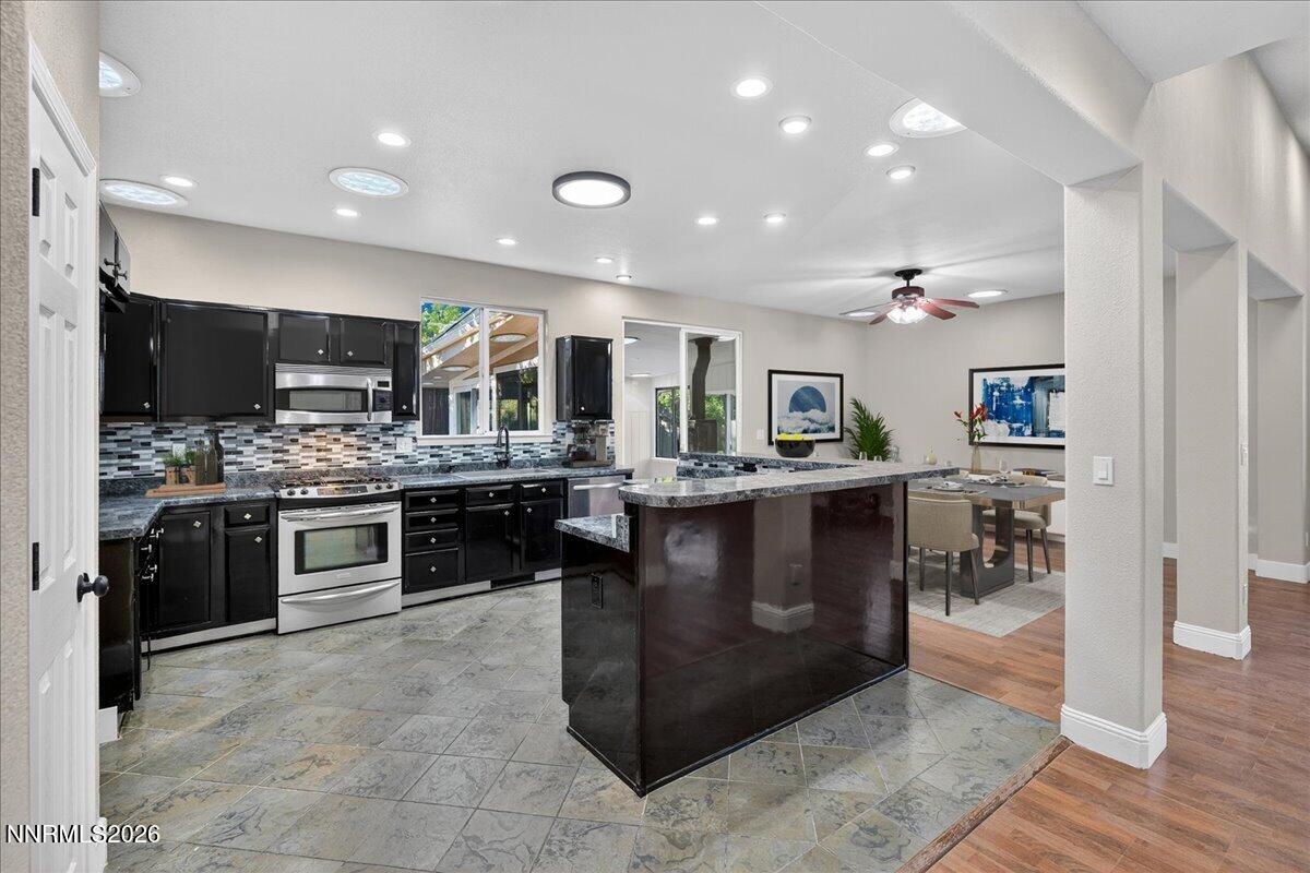 3281 Platte River Court Reno, NV 89503 - Photo 15 of 58 15-Kitchen-DiningRoom2_final