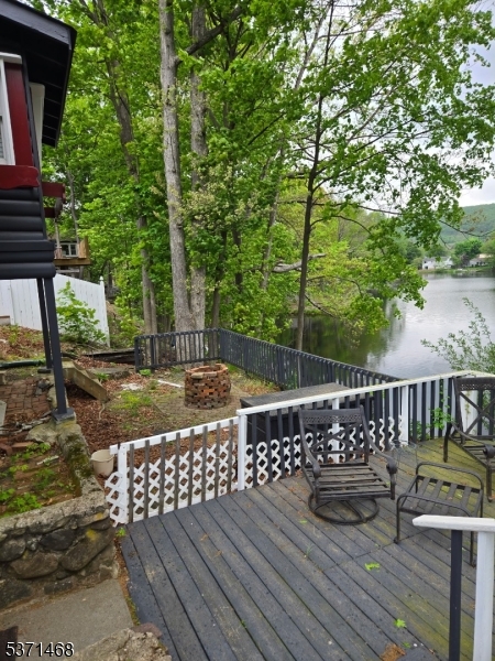 10 Lenape Trail Oak Ridge, NJ 07438 - Photo 13 of 45