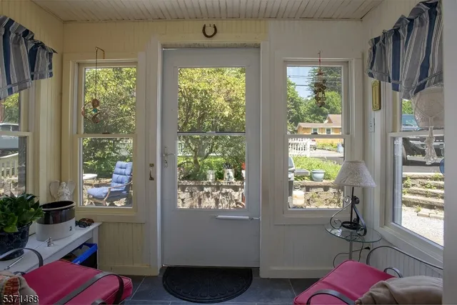 $2,800 | 10 Lenape Trail, Oak Ridge, NJ 07438