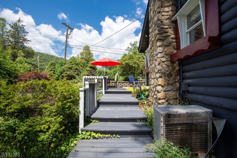 10 Lenape Trail Oak Ridge, NJ 07438 - Photo 37 of 45