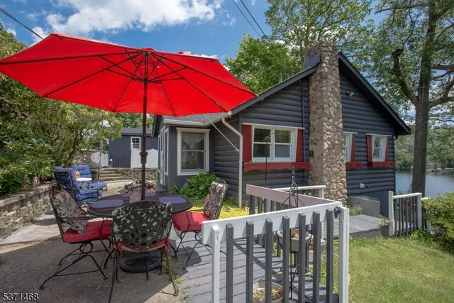 $2,800 | 10 Lenape Trail, Oak Ridge, NJ 07438