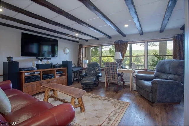 $2,800 | 10 Lenape Trail, Oak Ridge, NJ 07438