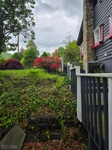 $2,800 | 10 Lenape Trail, Oak Ridge, NJ 07438