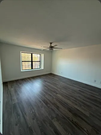 $1,450 | 4444 Victory Drive, Unit 1106, Houston, TX 77088