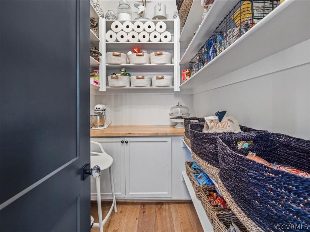 16701 Saville Chase Road Midlothian, VA 23112 - Photo 11 of 50 a utility room with dryer and washer