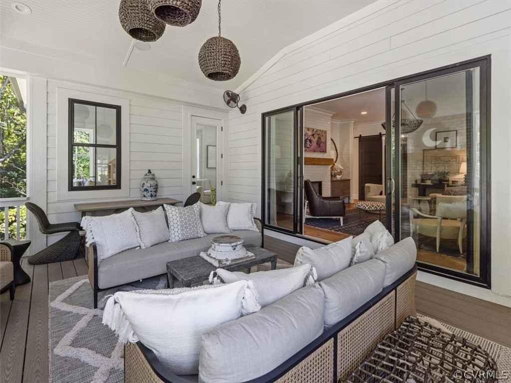 16701 Saville Chase Road Midlothian, VA 23112 - Photo 24 of 50 a living room with furniture and a large window
