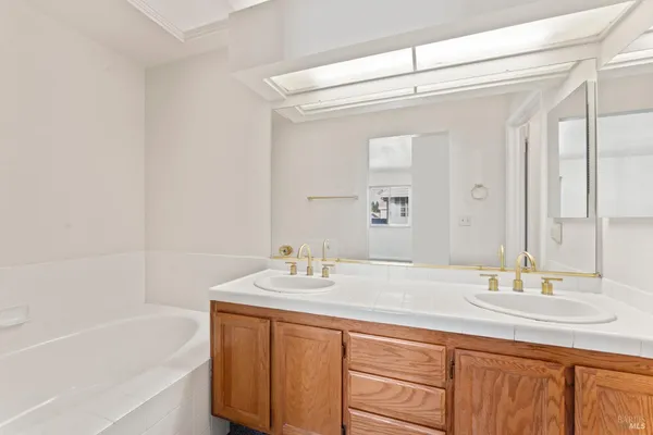 $669,000 | 1175 Hickory Avenue, Fairfield, CA 94533