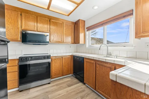 $669,000 | 1175 Hickory Avenue, Fairfield, CA 94533