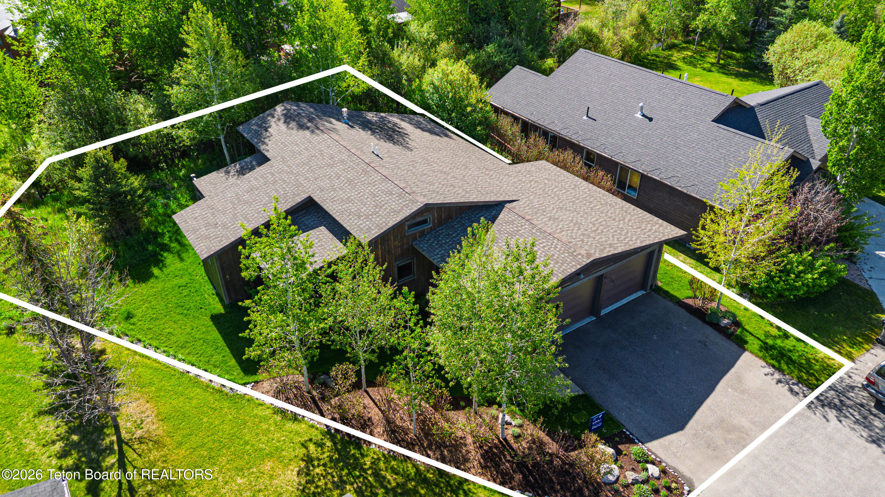 3230 West King Eider Road Jackson, WY 83001 - Photo 6 of 24 Drone_3230KingEider_JGPhoto-18