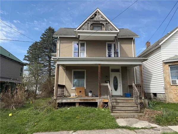 $30,000 | 434 South Center Avenue, Somerset, PA 15501