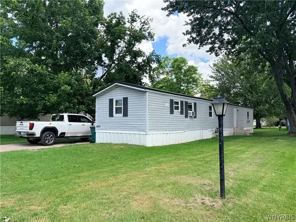 $60,000 | 4 Pebbleridge Drive, Ridgeway, NY 14103