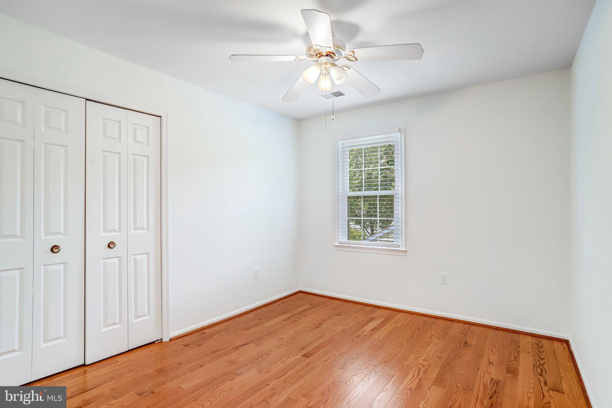 124 Environs Road Sterling, VA 20165 - Photo 33 of 62