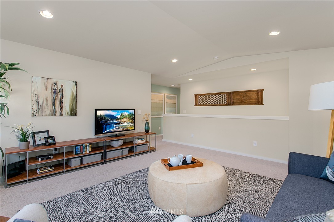 10622 Southeast 187th Street Renton, WA 98055 - Photo 12 of 23 Gallery Image 12