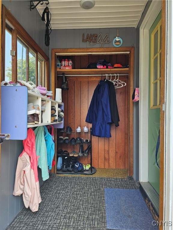 3597 Koenig Point Drive Owasco, NY 13021 - Photo 14 of 28 Breezeway