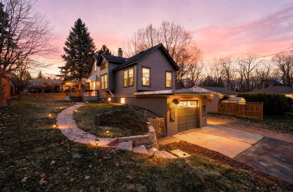 $274,900 | 3122 Drury Lane, Mound, MN 55364