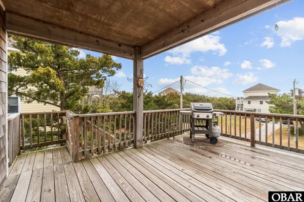 $660,000 | 42089 Cedar Circle, Avon, NC 27915