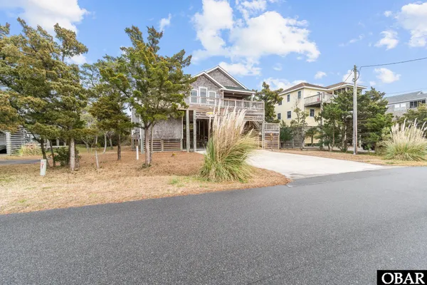 $660,000 | 42089 Cedar Circle, Avon, NC 27915