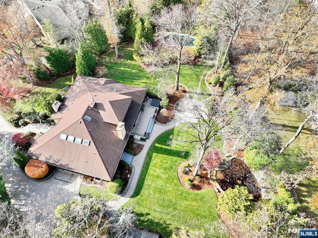 4 Summertree Way Montvale, NJ 07645 - Photo 48 of 50 an aerial view of a backyard
